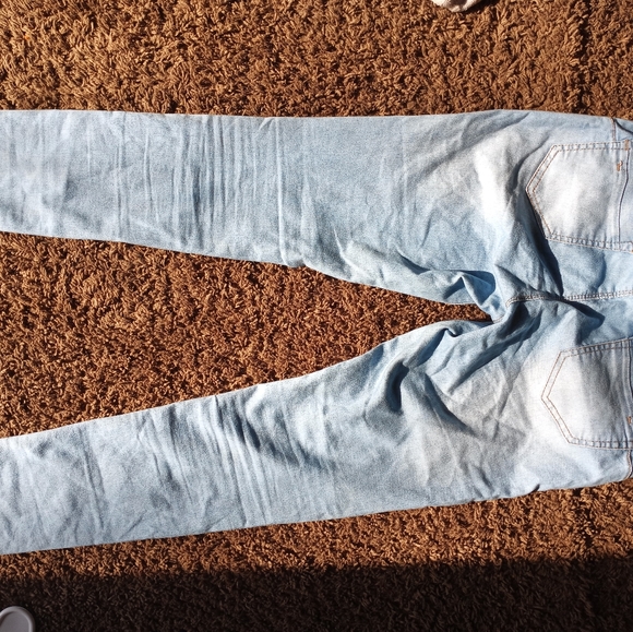 Jeans - Picture 3 of 3